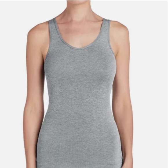 Ellen Tracy’s women’s reversible seamless Cami - Picture 6 of 7